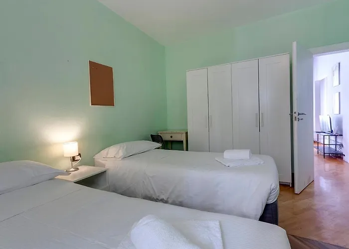 Apartament Santa Maria 10 *
